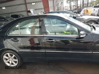 2007 Mercedes-Benz C 280 Luxury with VIN WDBRF92H17F897526, listed as a IAAI auction lot 41710061 with 146,885 mi miles and . Bid and sale history available at DreamBid. Image 13.