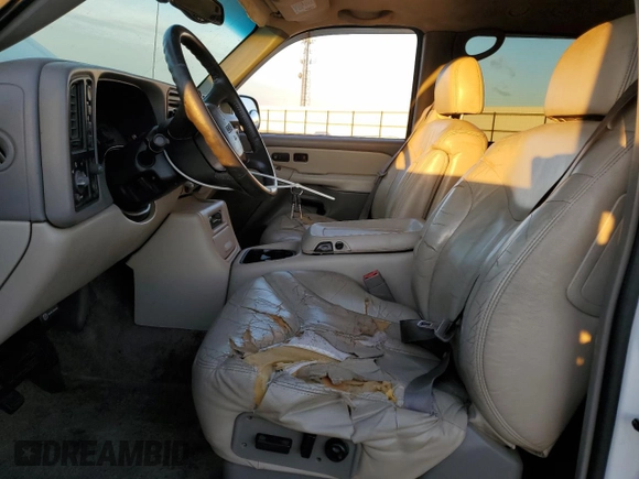 2002 GMC Yukon SLE with VIN 1GKEK13T12R143778, listed as a Copart auction lot 81387104 with 213,129 mi miles and Salvage Title. Bid and sale history available at carsss.com. Image 7.