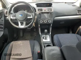 2017 Subaru Forester z VIN JF2SJABCXHH479495, wystawiony jako Copart lot #58722395 z przebiegiem 108 275 mil mil oraz Szkoda całkowita • Salvage title. Historia ofert i sprzedaży dostępna na DreamBid. Obrazek 8.