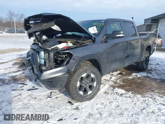 2022 Ram 1500 Rebel z VIN 1C6SRFLT9NN204868, wystawiony jako IAAI lot #41351273 z przebiegiem 67 120 mil mil oraz . Historia ofert i sprzedaży dostępna na DreamBid. Obrazek 17.