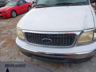 2000 Ford Expedition XLT with VIN 1FMRU1563YLA49729, listed as a IAAI auction lot 40613084 with 1 mi miles. Bid and sale history available at carsss.com. Image 12.