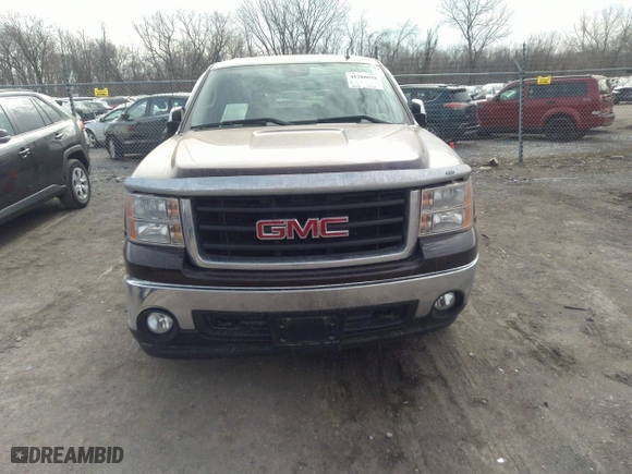 2008 GMC Sierra 1500 Work Truck with VIN 2GTEK133081320642, listed as a IAAI auction lot 41788658 with 119,459 mi miles. Bid and sale history available at carsss.com. Image 12.