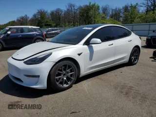 2021 Tesla Model 3 Standard Range Plus z VIN 5YJ3E1EA3MF027335, wystawiony jako Copart lot #58379945 z przebiegiem 43 887 mil mil oraz Szkoda całkowita • Salvage title. Historia ofert i sprzedaży dostępna na DreamBid. Obrazek 1.