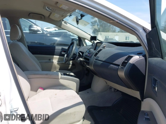 2008 Toyota Prius with VIN JTDKB20U683303277, listed as a IAAI auction lot 42108561 with 199,890 mi miles. Bid and sale history available at carsss.com. Image 5.