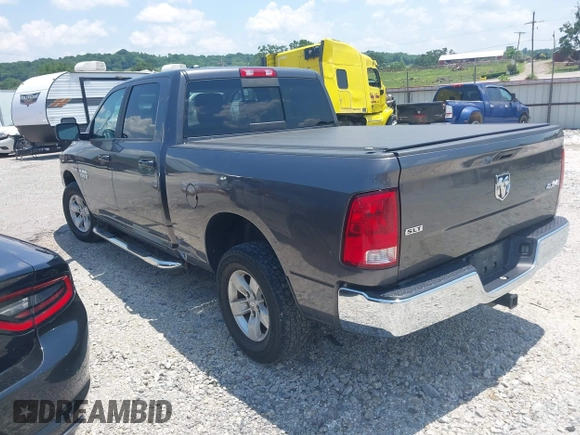 2019 Ram 1500 Big Horn z VIN 1C6RR7TT4KS516856, wystawiony jako IAAI lot #42479156 z przebiegiem 140 579 mil mil oraz . Historia ofert i sprzedaży dostępna na DreamBid. Obrazek 3.