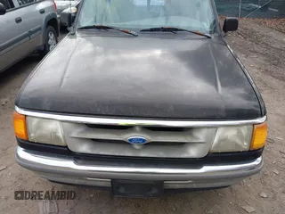 1997 Ford Ranger XLT with VIN 1FTCR10A8VPA39158, listed as a IAAI auction lot 41909857 with 190,404 mi miles. Bid and sale history available at carsss.com. Image 6.