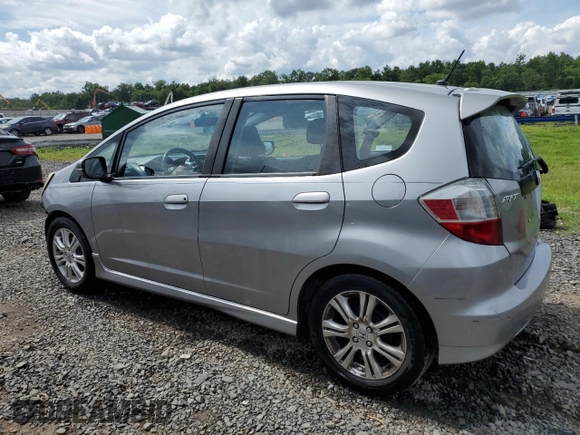 2009 Honda Fit Sport with VIN JHMGE88439S029286, listed as a Copart auction lot 63357784 with 112,705 mi miles and Salvage Title. Bid and sale history available at carsss.com. Image 2.