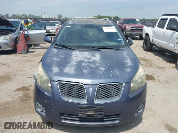 2009 Pontiac Vibe 1SB z VIN 5Y2SP670X9Z428888, wystawiony jako IAAI lot #42050932 z przebiegiem 201 929 mil mil oraz . Historia ofert i sprzedaży dostępna na DreamBid. Obrazek 12.