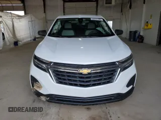 2024 Chevrolet Equinox LS with VIN 3GNAXSEG6RL300084, listed as a Copart auction lot 52731135 with 3,762 mi miles and Non repairable. Bid and sale history available at DreamBid. Image 5.