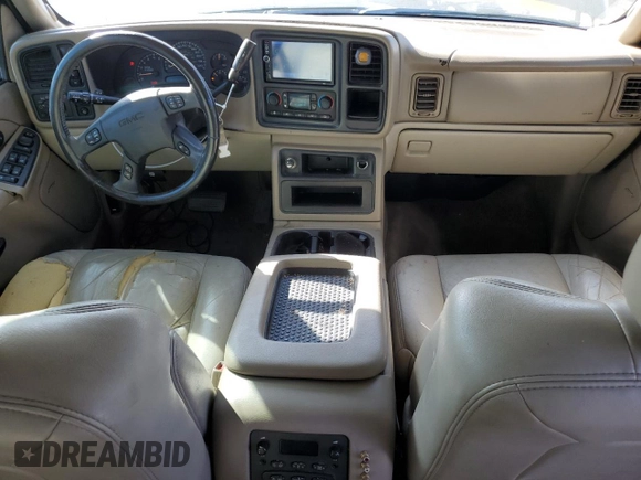 2004 GMC Yukon SLT with VIN 1GKEK13Z24J311546, listed as a Copart auction lot 73772714 with 252,403 mi miles and Salvage Title. Bid and sale history available at carsss.com. Image 8.