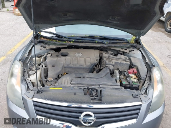 2009 Nissan Altima 2.5 S with VIN 1N4AL21E09N470374, listed as a IAAI auction lot 42168628 with 180,314 mi miles. Bid and sale history available at carsss.com. Image 10.