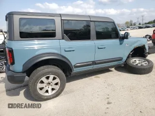 2022 Ford Bronco with VIN 1FMDE5DH3NLB05164, listed as a Copart auction lot 54131195 with 29,052 mi miles and Salvage title. Bid and sale history available at DreamBid. Image 3.