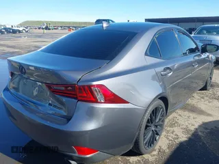 2016 Lexus IS 200t z VIN JTHBA1D26G5032714, wystawiony jako IAAI lot #41502251 z przebiegiem Nie podano mil oraz . Historia ofert i sprzedaży dostępna na DreamBid. Obrazek 4.