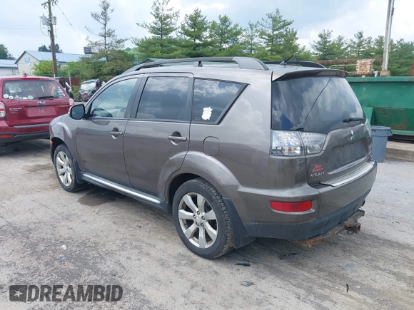 2010 Mitsubishi Outlander XLS z VIN JA4JT4AX6AZ003099, wystawiony jako IAAI lot #42458993 z przebiegiem 218 614 mil mil oraz . Historia ofert i sprzedaży dostępna na DreamBid. Obrazek 3.