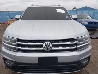 2018 Volkswagen Atlas SEL Premium with VIN 1V2NR2CA8JC575425, listed as a IAAI auction lot 41104744 with 62,774 mi miles and . Bid and sale history available at DreamBid. Image 13.