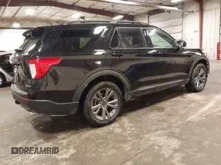 2023 Ford Explorer XLT с VIN 1FMSK8DH7PGC33940, выставлен на аукционе IAAI как лот 42494392 с пробегом 36 231 миль миль и . История ставок и продаж доступна на DreamBid. Изображение 4.