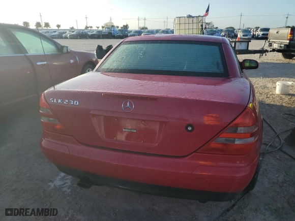 1998 Mercedes-Benz SLK-Class with VIN WDBKK47F9WF069035, listed as a Copart auction lot 75177394 with 0 mi miles and Non Repairable. Bid and sale history available at carsss.com. Image 6.