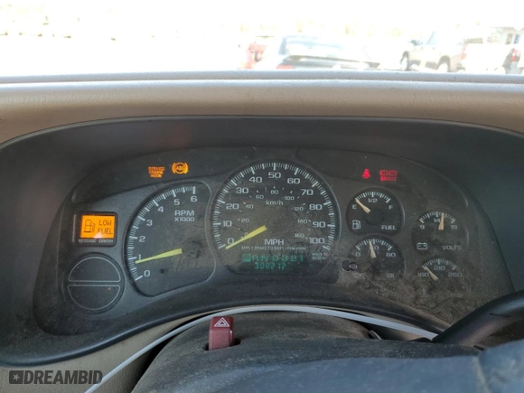 2001 Chevrolet Silverado 1500 LT with VIN 1GCEC19T21Z203162, listed as a Copart auction lot 46577965 with 308,212 mi miles and Salvage Title. Bid and sale history available at carsss.com. Image 9.
