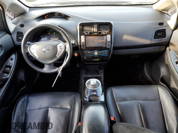 2015 Nissan LEAF SV with VIN 1N4AZ0CP2FC317732, listed as a Copart auction lot 39005553 with 116,896 mi miles. Bid and sale history available at carsss.com. Image 8.