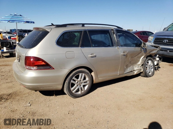 2014 Volkswagen Jetta TDI w/Sunroof & Nav with VIN 3VWPL7AJ3EM608019, listed as a Copart auction lot 69928393 with 83,390 mi miles and Clean title. Bid and sale history available at DreamBid. Image 3.