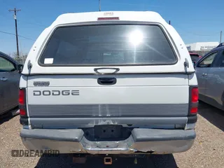 1995 Dodge 2500 with VIN 3B7KC23C8SM127130, listed as a IAAI auction lot 41987872 with 164,285 mi miles. Bid and sale history available at carsss.com. Image 16.