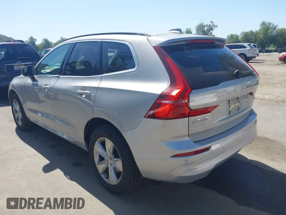 2022 Volvo XC60 Momentum with VIN YV4L12RK2N1052643, listed as a IAAI auction lot 41960135 with 64,280 mi miles. Bid and sale history available at carsss.com. Image 3.