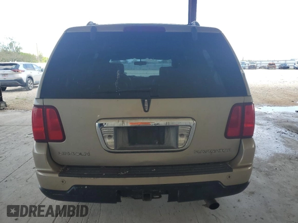 2006 Lincoln Navigator Luxury with VIN 5LMFU28536LJ20112, listed as a Copart auction lot 76204664 with 0 mi miles and Clean Title. Bid and sale history available at carsss.com. Image 6.