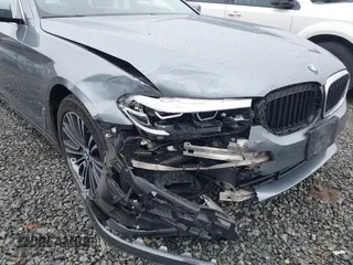 2018 BMW 5 Series 530i xDrive with VIN WBAJA7C54JWA72657, listed as a IAAI auction lot 41821105 with 48,033 mi miles. Bid and sale history available at carsss.com. Image 6.