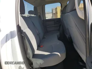 2018 Ram 1500 Tradesman z VIN 1C6RR6FG1JS211256, wystawiony jako Copart lot #49769185 z przebiegiem 171 115 mil mil oraz Szkoda całkowita • Salvage title. Historia ofert i sprzedaży dostępna na DreamBid. Obrazek 10.