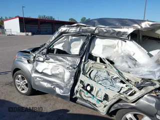 2011 Kia Soul + with VIN KNDJT2A2XB7288532, listed as a IAAI auction lot 38852336 with Not Provided miles and . Bid and sale history available at DreamBid. Image 12.