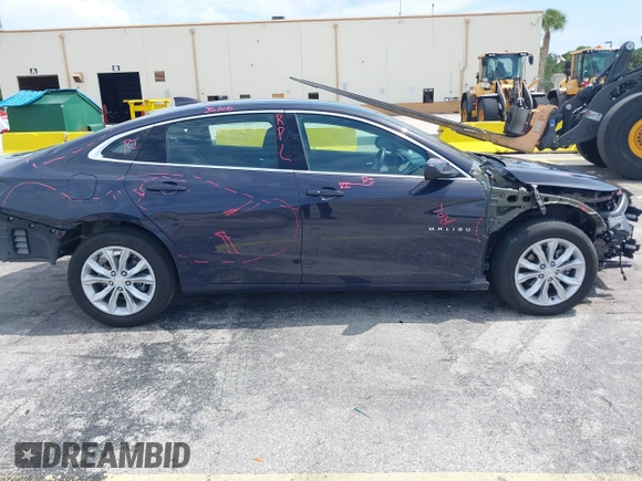 2025 Chevrolet Malibu LT with VIN 1G1ZD5ST8SF134246, listed as a IAAI auction lot 42247999 with 15,679 mi miles and . Bid and sale history available at DreamBid. Image 6.