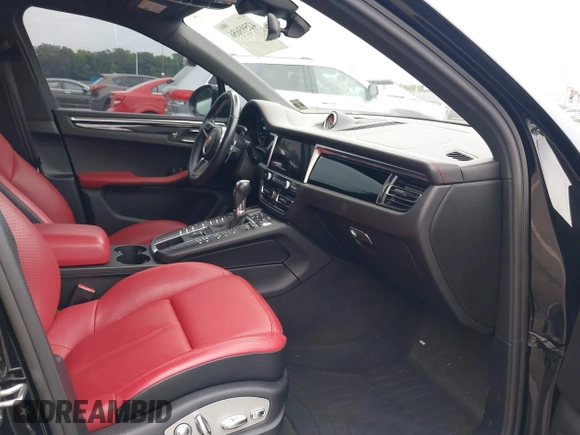 2020 Porsche Macan with VIN WP1AA2A50LLB11382, listed as a IAAI auction lot 42593656 with 80,663 mi miles and . Bid and sale history available at DreamBid. Image 5.