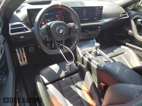 2025 BMW M2 z VIN 3MF23DM07S8F08800, wystawiony jako Copart lot #51926665 z przebiegiem 1 976 mil mil oraz Czysty tytuł • Clean title. Historia ofert i sprzedaży dostępna na DreamBid. Obrazek 8.
