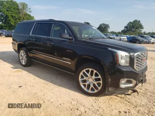 2018 GMC Yukon XL Denali with VIN 1GKS2HKJXJR397497, listed as a Copart auction lot 67872054 with 113,609 mi miles and Salvage Title. Bid and sale history available at carsss.com. Image 4.