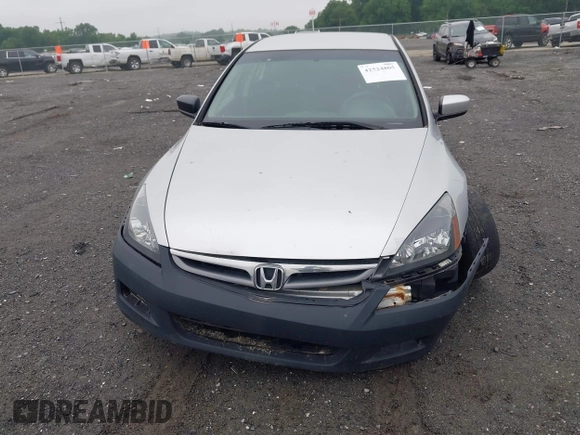 2007 Honda Accord LX z VIN 1HGCM56427A110840, wystawiony jako IAAI lot #42524805 z przebiegiem 196 933 mil mil oraz . Historia ofert i sprzedaży dostępna na DreamBid. Obrazek 12.