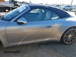 2019 Porsche 911 Carrera with VIN WP0CA2A92KS129254, listed as a IAAI auction lot 41392032 with 26,153 mi miles. Bid and sale history available at carsss.com. Image 15.