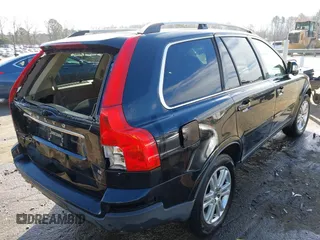 2010 Volvo XC90 I6 with VIN YV4982CY8A1559981, listed as a IAAI auction lot 41671935 with 221,119 mi miles. Bid and sale history available at carsss.com. Image 4.