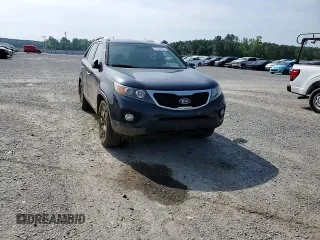 2013 Kia Sorento LX with VIN 5XYKTCA65DG314182, listed as a Copart auction lot 57438425 with 219,691 mi miles and Salvage title. Bid and sale history available at DreamBid. Image 14.