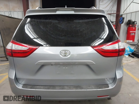 2018 Toyota Sienna LE Auto Access Seat with VIN 5TDKZ3DC3JS913564, listed as a IAAI auction lot 41657326 with 107,166 mi miles and . Bid and sale history available at DreamBid. Image 16.
