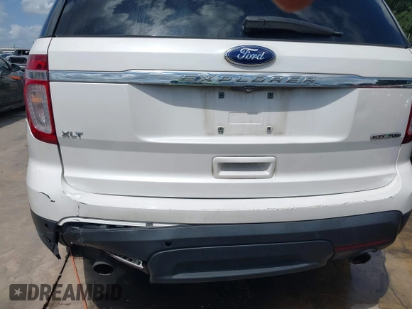 2014 Ford Explorer XLT with VIN 1FM5K7D84EGB67934, listed as a IAAI auction lot 42424640 with 174,131 mi miles and . Bid and sale history available at DreamBid. Image 6.