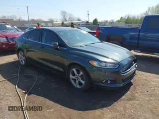 2015 Ford Fusion SE with VIN 3FA6P0H78FR299257, listed as a IAAI auction lot 42104541 with 122,986 mi miles. Bid and sale history available at carsss.com. Image 1.