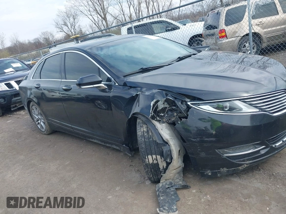 2014 Lincoln MKZ with VIN 3LN6L2J94ER811877, listed as a IAAI auction lot 42022519 with 178,972 mi miles. Bid and sale history available at carsss.com. Image 13.