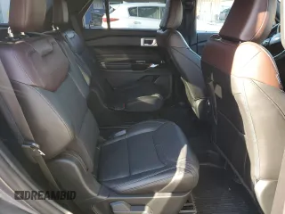 2023 Ford Explorer Platinum z VIN 1FM5K8HC0PGA50830, wystawiony jako Copart lot #43792605 z przebiegiem 9 334 mil mil oraz Szkoda całkowita • Salvage title. Historia ofert i sprzedaży dostępna na DreamBid. Obrazek 11.