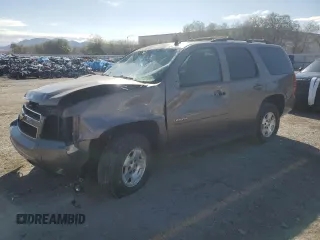 2013 Chevrolet Tahoe LT z VIN 1GNSKBE03DR155660, wystawiony jako Copart lot #48079405 z przebiegiem 140 282 mil mil oraz Szkoda całkowita • Salvage title. Historia ofert i sprzedaży dostępna na DreamBid. Obrazek 1.