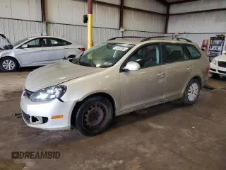 2013 Volkswagen Jetta SportWagen S with VIN 3VWPP7AJ6DM639557, listed as a Copart auction lot 51589385 with 214,631 mi miles and Salvage Title. Bid and sale history available at carsss.com. Image 1.