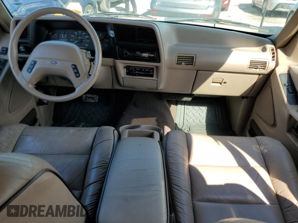 1993 Ford Explorer Eddie Bauer z VIN 1FMDU32X0PUD85141, wystawiony jako Copart lot #71320944 z przebiegiem 810 mil mil oraz Szkoda całkowita • Salvage title. Historia ofert i sprzedaży dostępna na DreamBid. Obrazek 8.