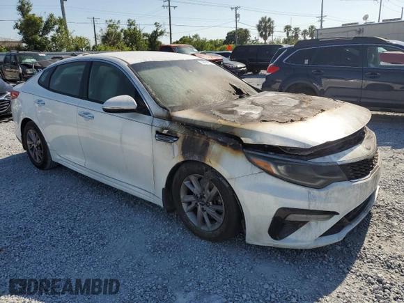 2020 Kia Optima LX z VIN 5XXGT4L33LG442261, wystawiony jako Copart lot #53684595 z przebiegiem Nie podano mil oraz Nie do naprawy. Historia ofert i sprzedaży dostępna na DreamBid. Obrazek 4.