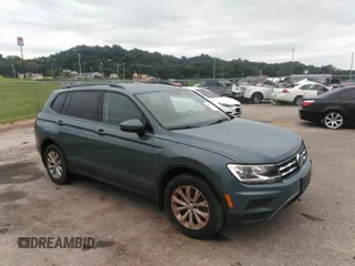 2019 Volkswagen Tiguan S z VIN 3VV1B7AXXKM121963, wystawiony jako IAAI lot #40076115 z przebiegiem 167 540 mil mil oraz . Historia ofert i sprzedaży dostępna na DreamBid. Obrazek 1.