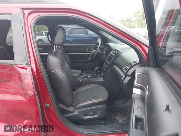 2019 Ford Explorer XLT z VIN 1FM5K8D80KGA41393, wystawiony jako IAAI lot #42287545 z przebiegiem 72 162 mil mil oraz . Historia ofert i sprzedaży dostępna na DreamBid. Obrazek 5.