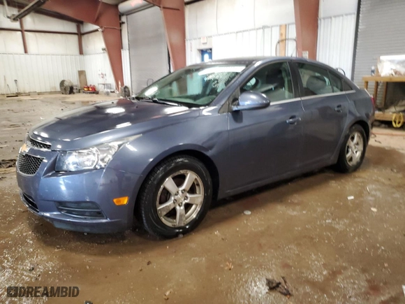 2014 Chevrolet Cruze 1LT with VIN 1G1PC5SB7E7154505, listed as a Copart auction lot 82202314 with 137,658 mi miles and Clean Title. Bid and sale history available at carsss.com. Image 1.